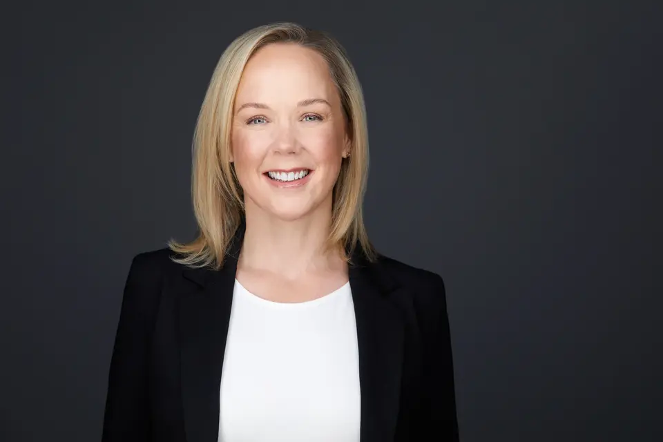 Business headshot, Edmonton studio