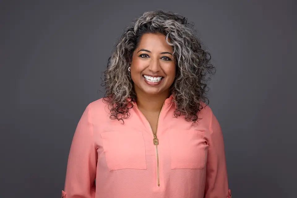 Business headshot, Edmonton studio