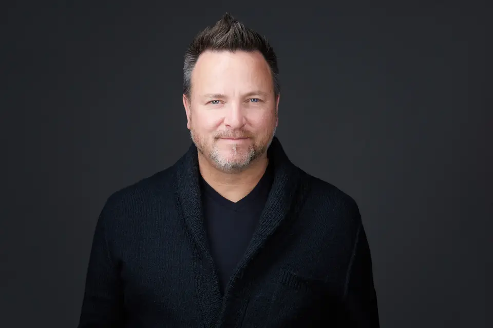 Business headshot, Edmonton studio