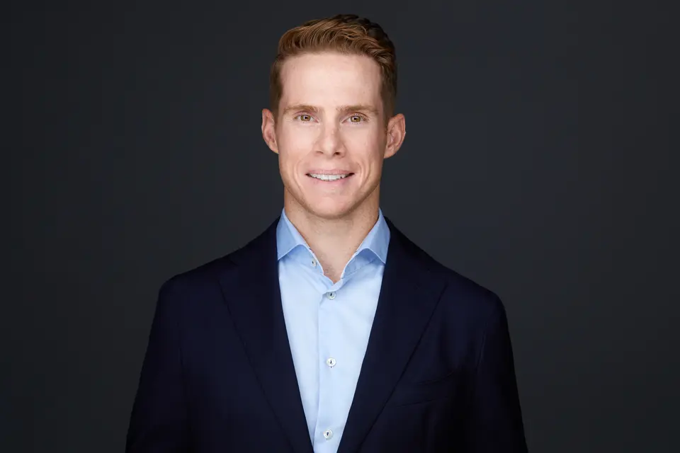 Business headshot, Edmonton studio