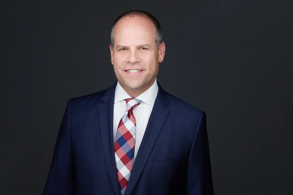 Business headshot, Edmonton studio