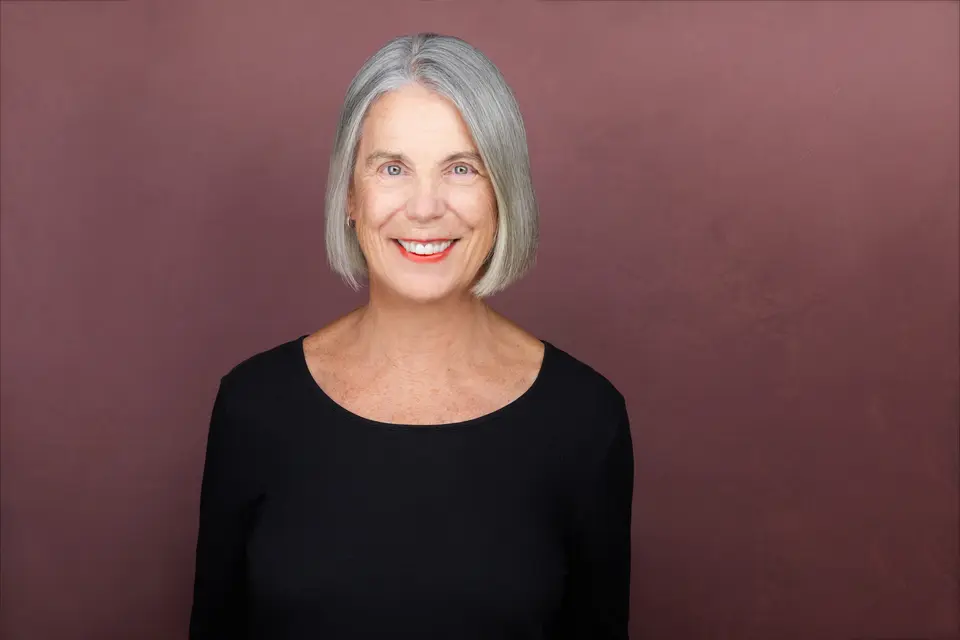 Business headshot, Edmonton studio