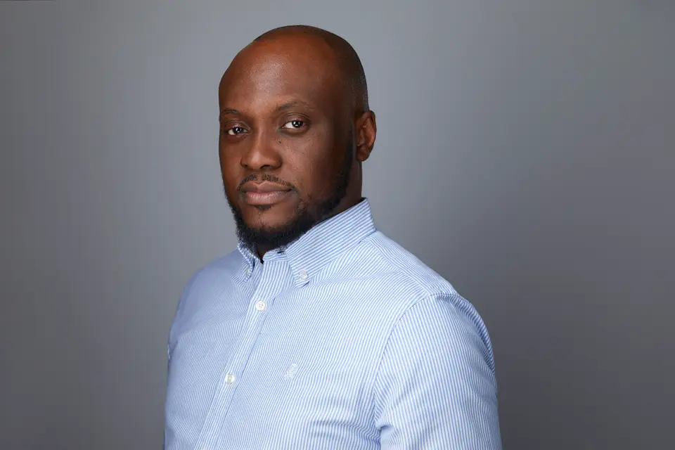 Business headshot, Edmonton studio