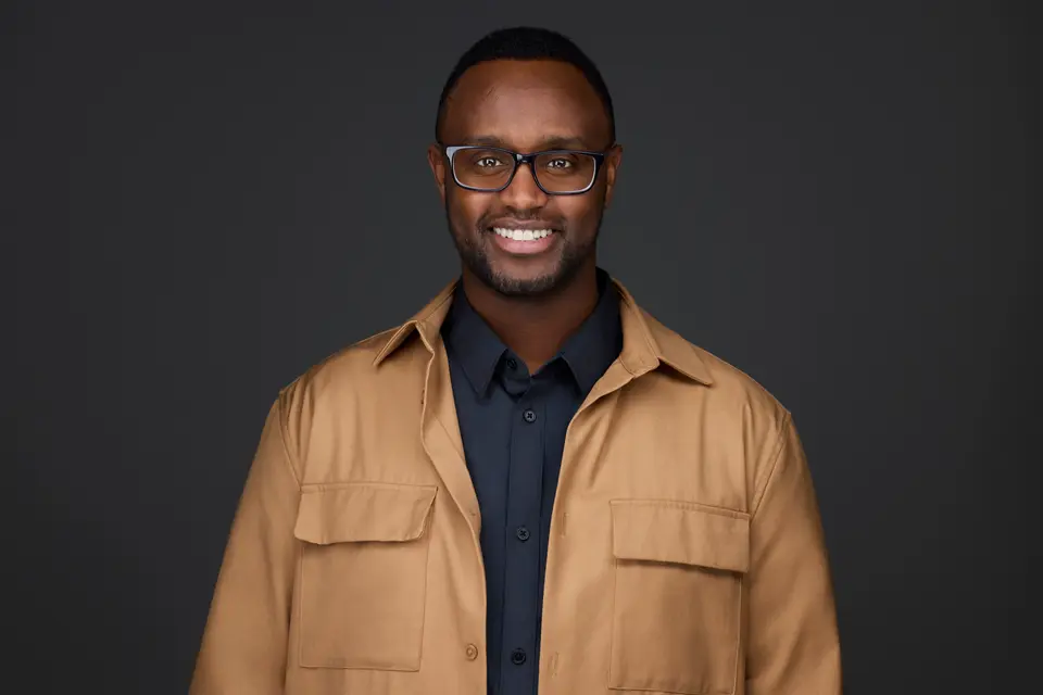 Business headshot, Edmonton studio
