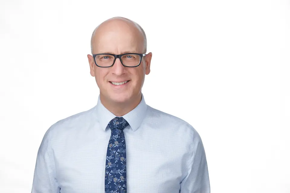 Business headshot, Edmonton studio