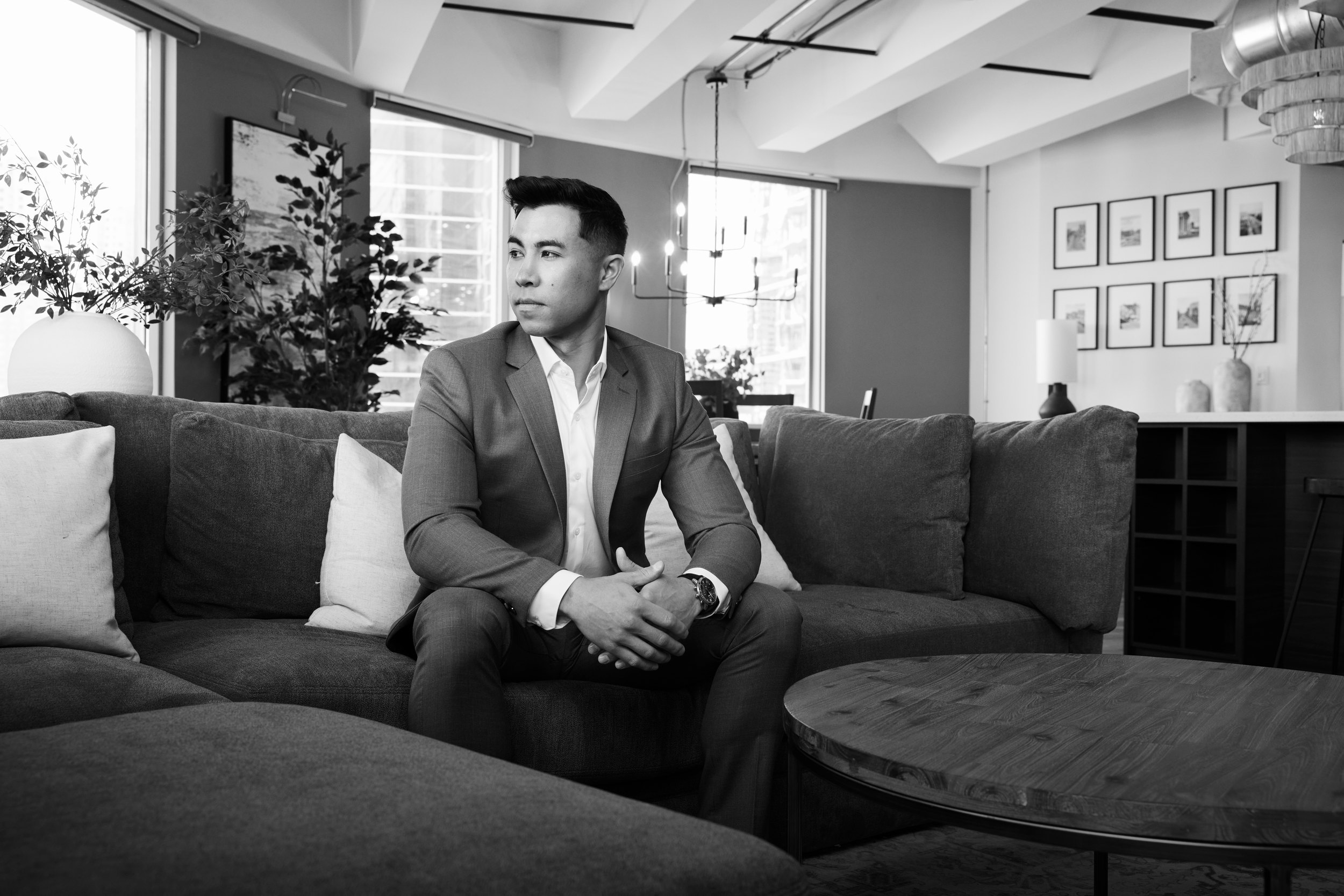 The lounge again, in black and white